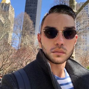 Meet your Posher, Dino